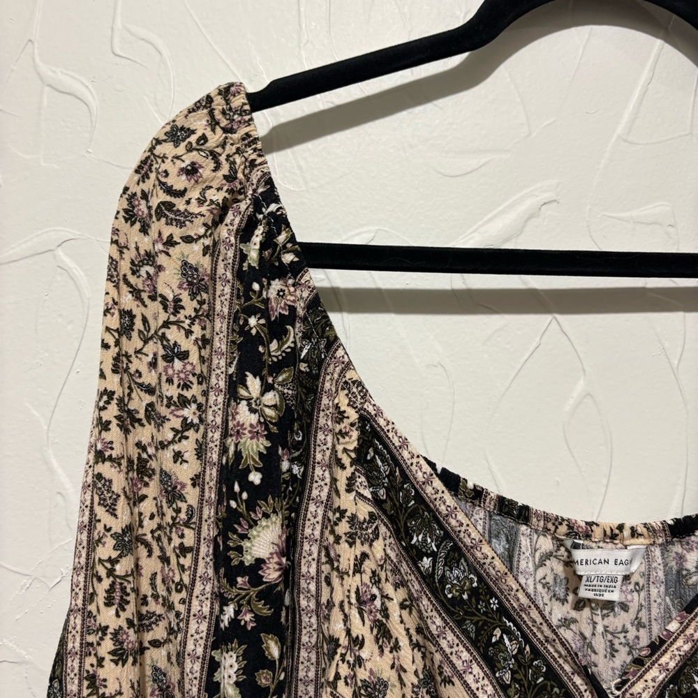 American Eagle floral bohemian surplice 3/4 sleeve blouse (XL) - Picture 2 of 6